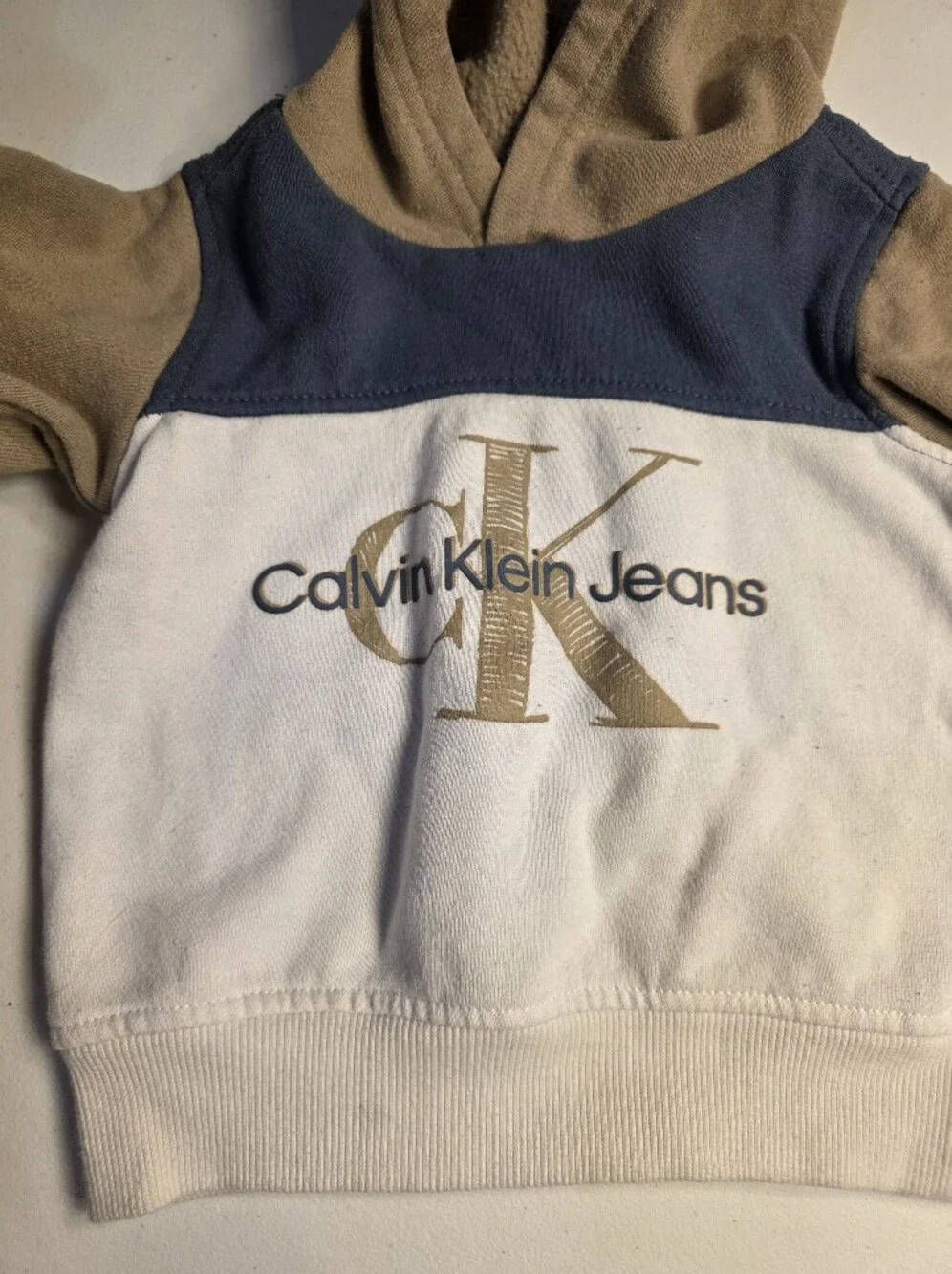 Calvin Klein Jeans Boys' Blue & Tan Colorblock Hoodie Set